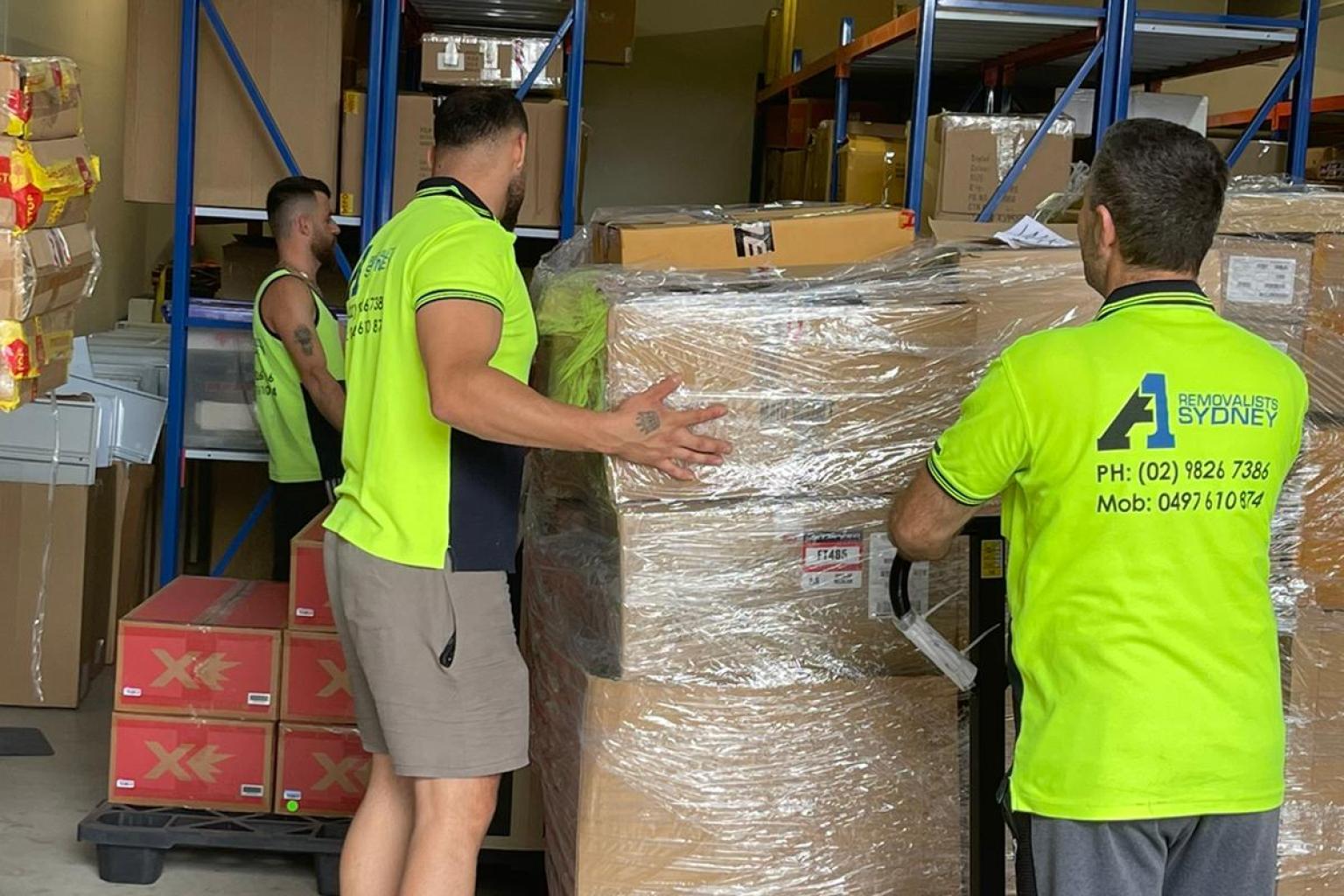 Hassle-Free Tail Lift Truck Hire Sydney with Driver