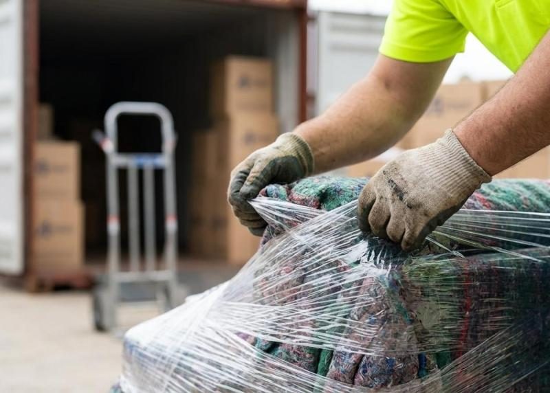 container loading removalists sydney