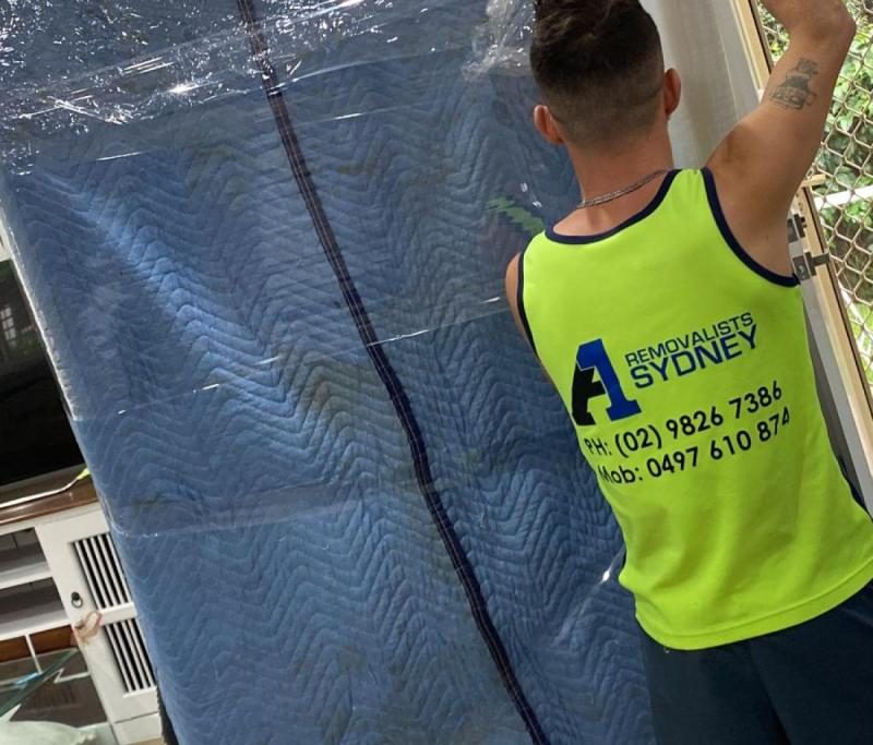 moving and storage companies
